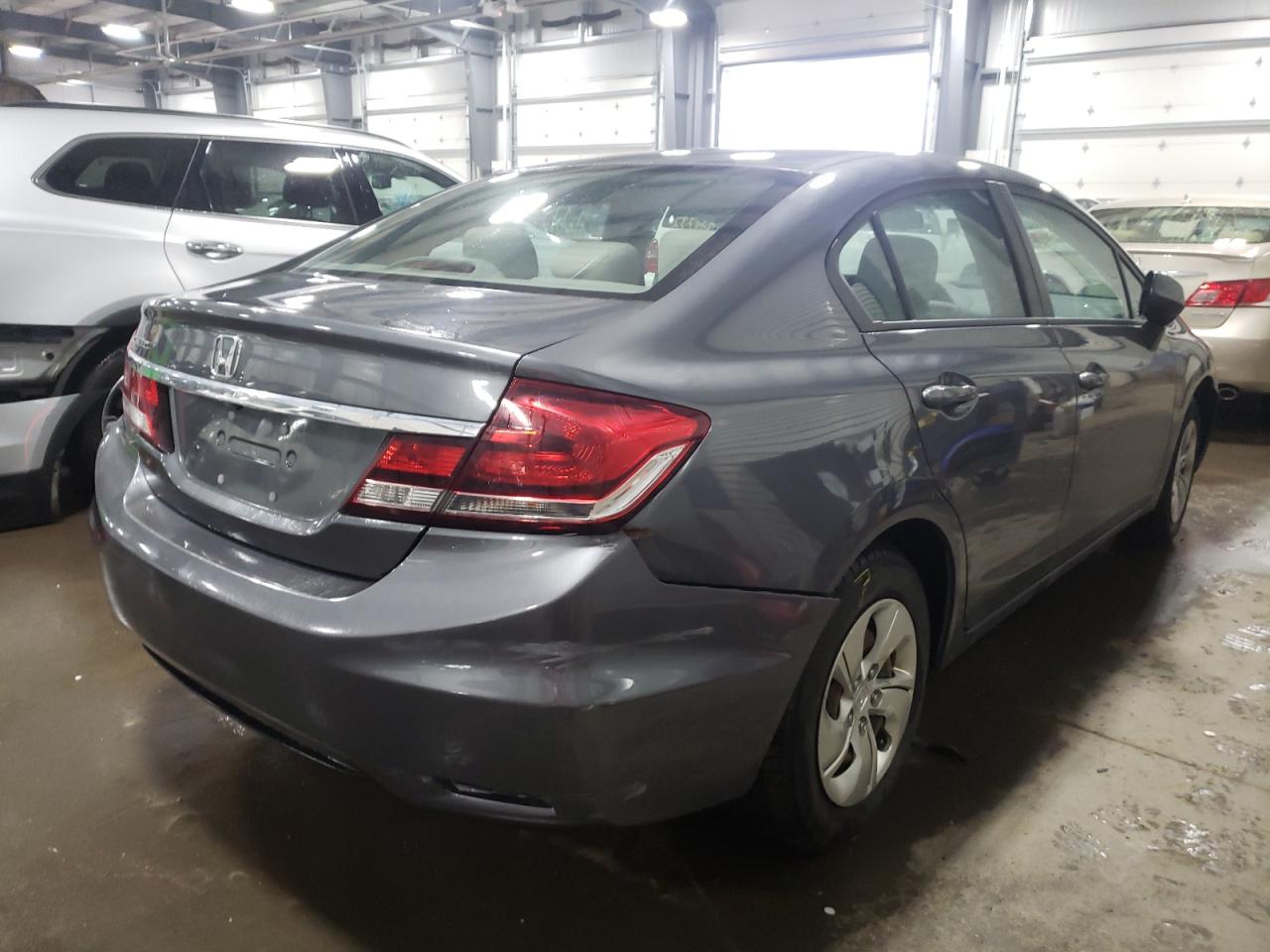 Photo 4 from auction – 2013 HONDA CIVIC LX with VIN 19XFB2F5XDE018585