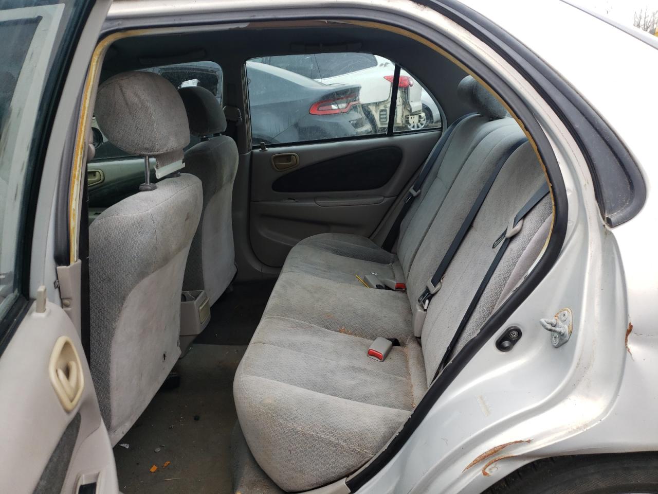 Photo 6 from auction – 2000 TOYOTA COROLLA VE with VIN 1NXBR12E8YZ354894