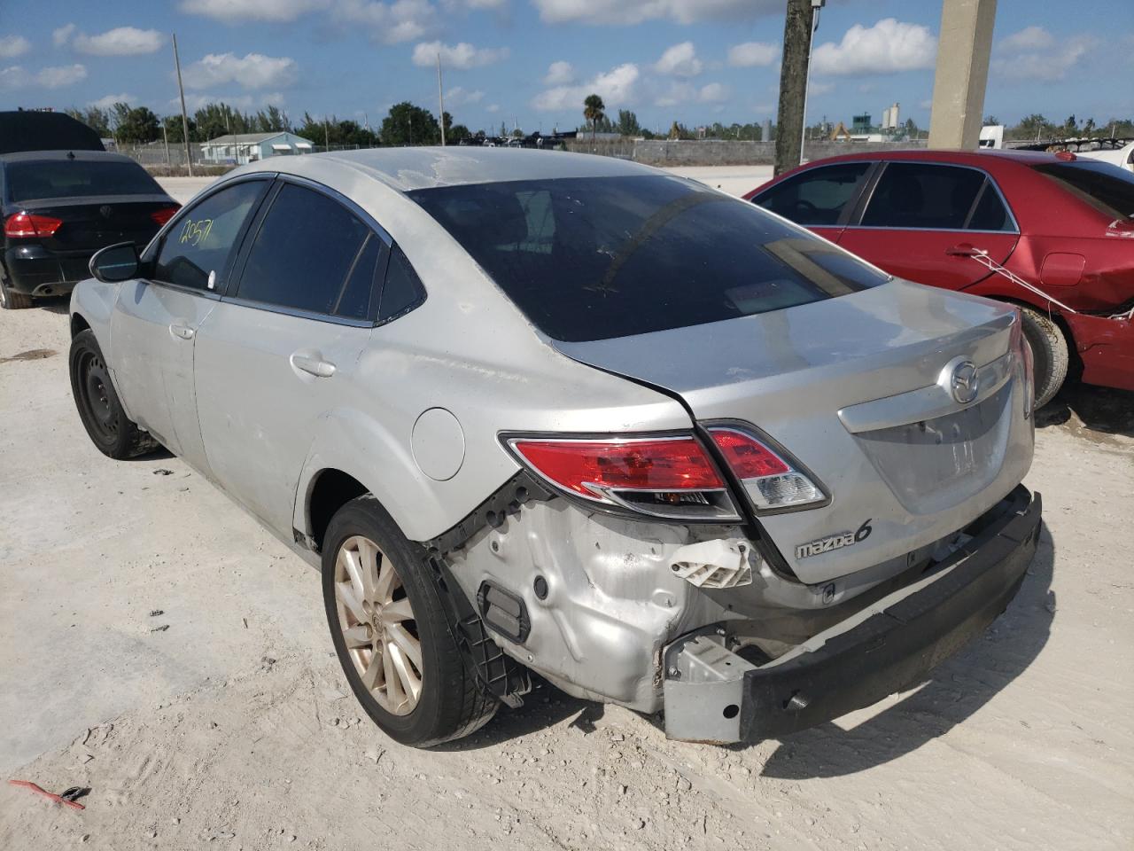 Photo 3 from auction – 2012 MAZDA 6 I with VIN 1YVHZ8DH4C5M11930