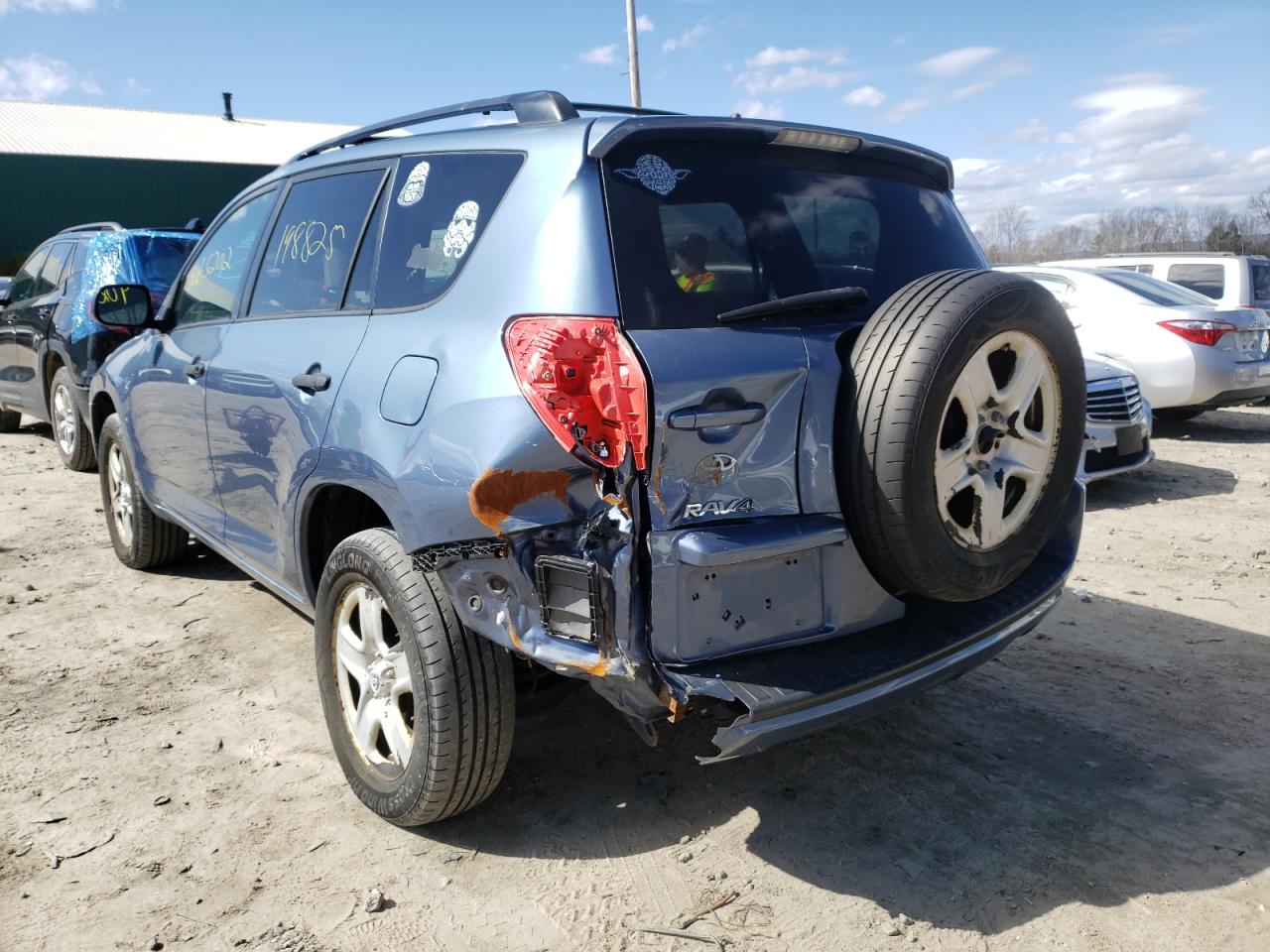 Photo 3 from auction – 2011 TOYOTA RAV4 with VIN 2T3BF4DV9BW161935