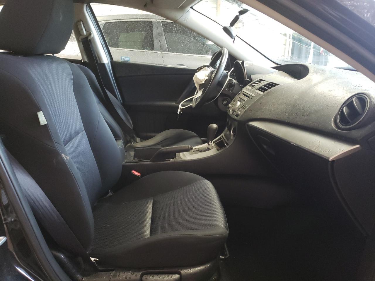 Photo 5 from auction – 2010 MAZDA 3 I with VIN JM1BL1SGXA1107892