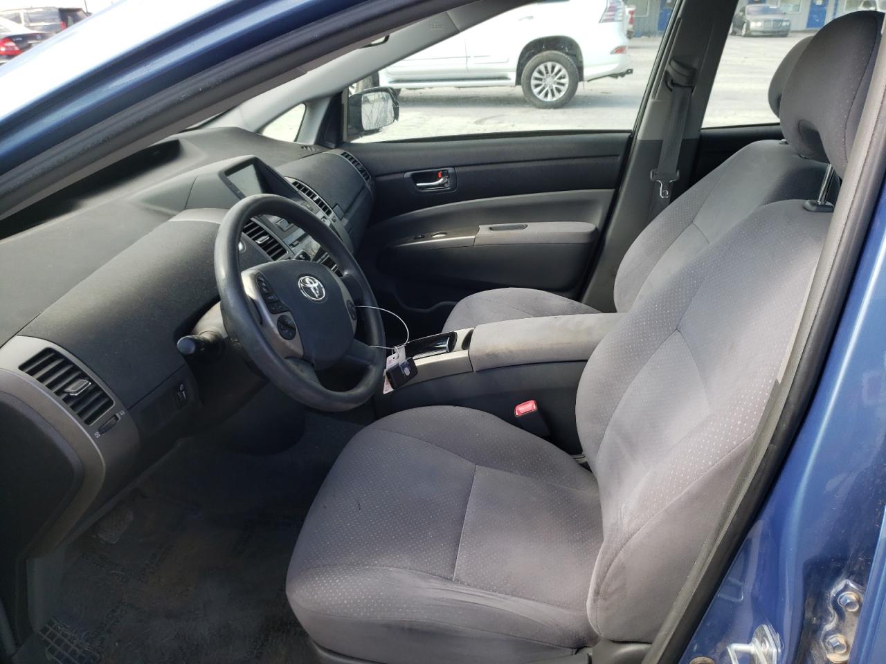Photo 5 from auction – 2007 TOYOTA PRIUS with VIN JTDKB20U277624742
