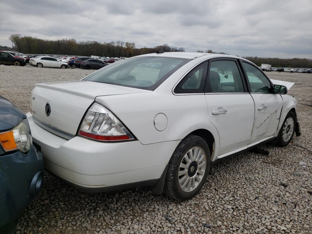 Photo 4 from auction – 2008 MERCURY SABLE LUXU with VIN 1MEHM40W28G607148