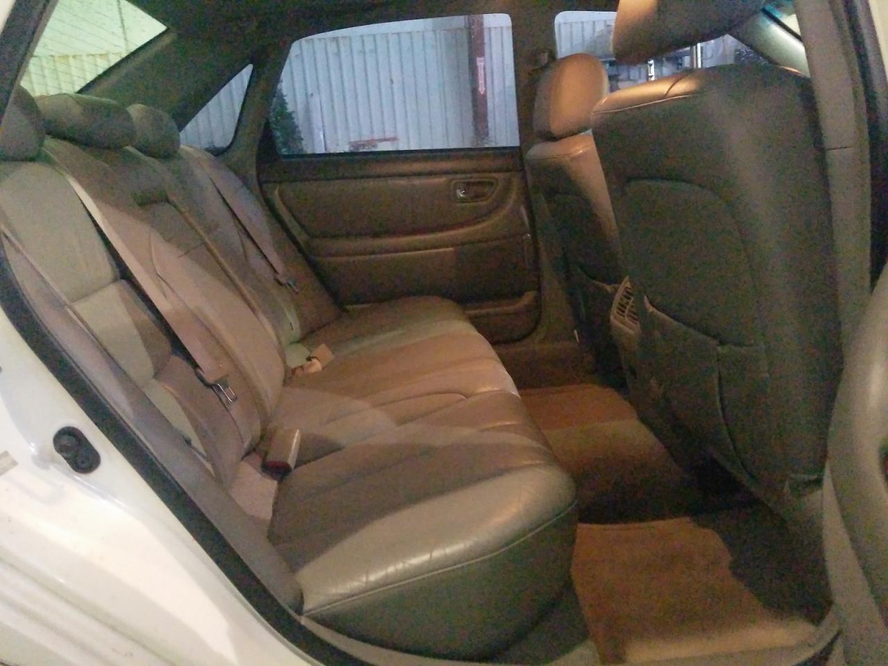 Photo 6 from auction – 2004 TOYOTA AVALON XL with VIN 4T1BF28B74U347375