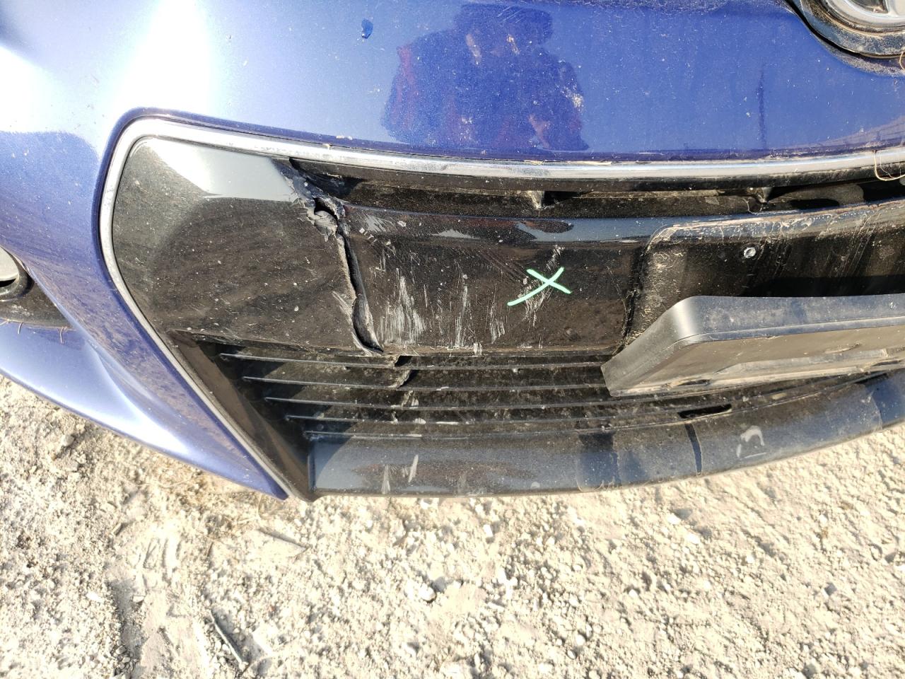 Photo 9 from auction – 2014 TOYOTA COROLLA L with VIN 2T1BURHEXEC130981