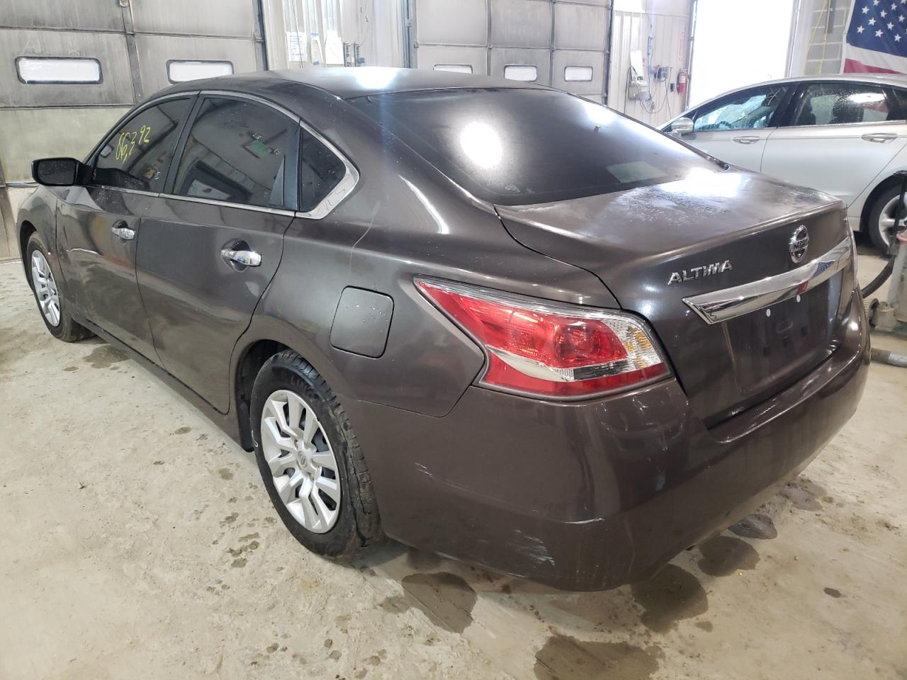 Photo 3 from auction – 2015 NISSAN ALTIMA 2.5 with VIN 1N4AL3AP1FN303203
