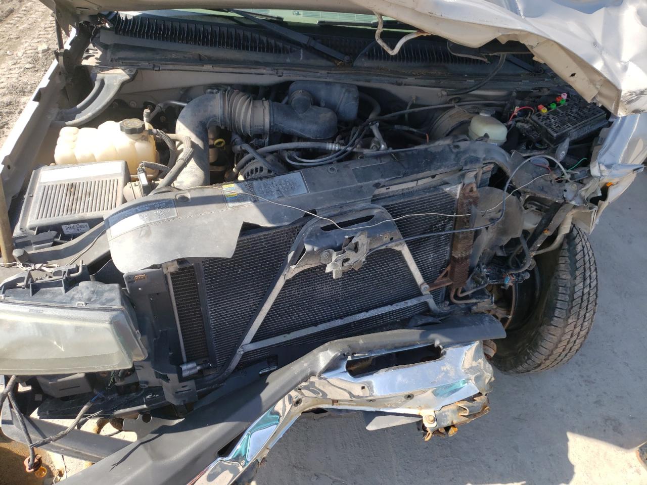 Photo 7 from auction – 2005 CHEVROLET SILVERADO with VIN 1GCEK14X75Z181243