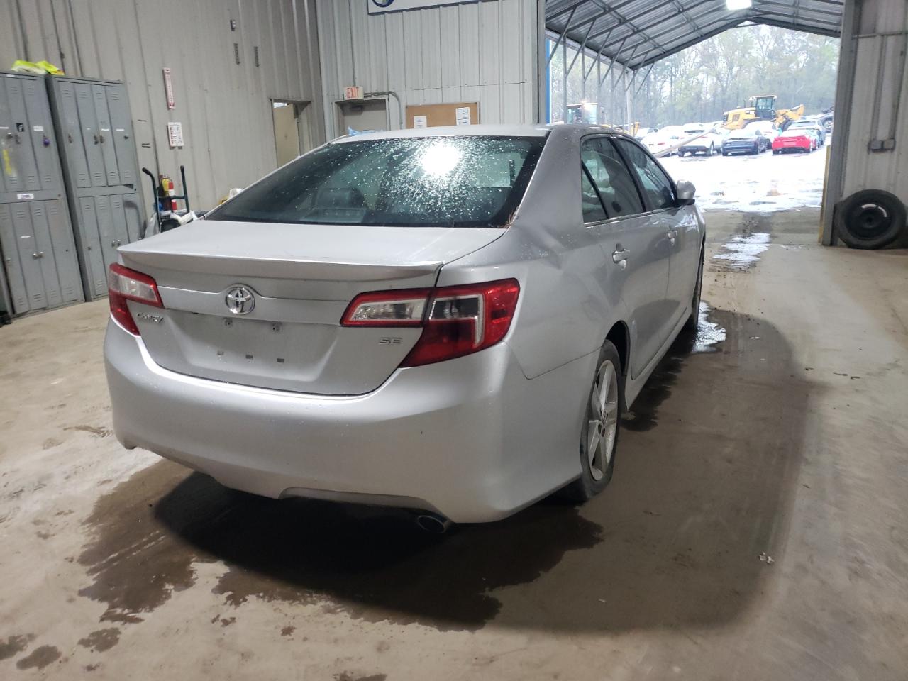 Photo 4 from auction – 2014 TOYOTA CAMRY L with VIN 4T1BF1FK1EU450855
