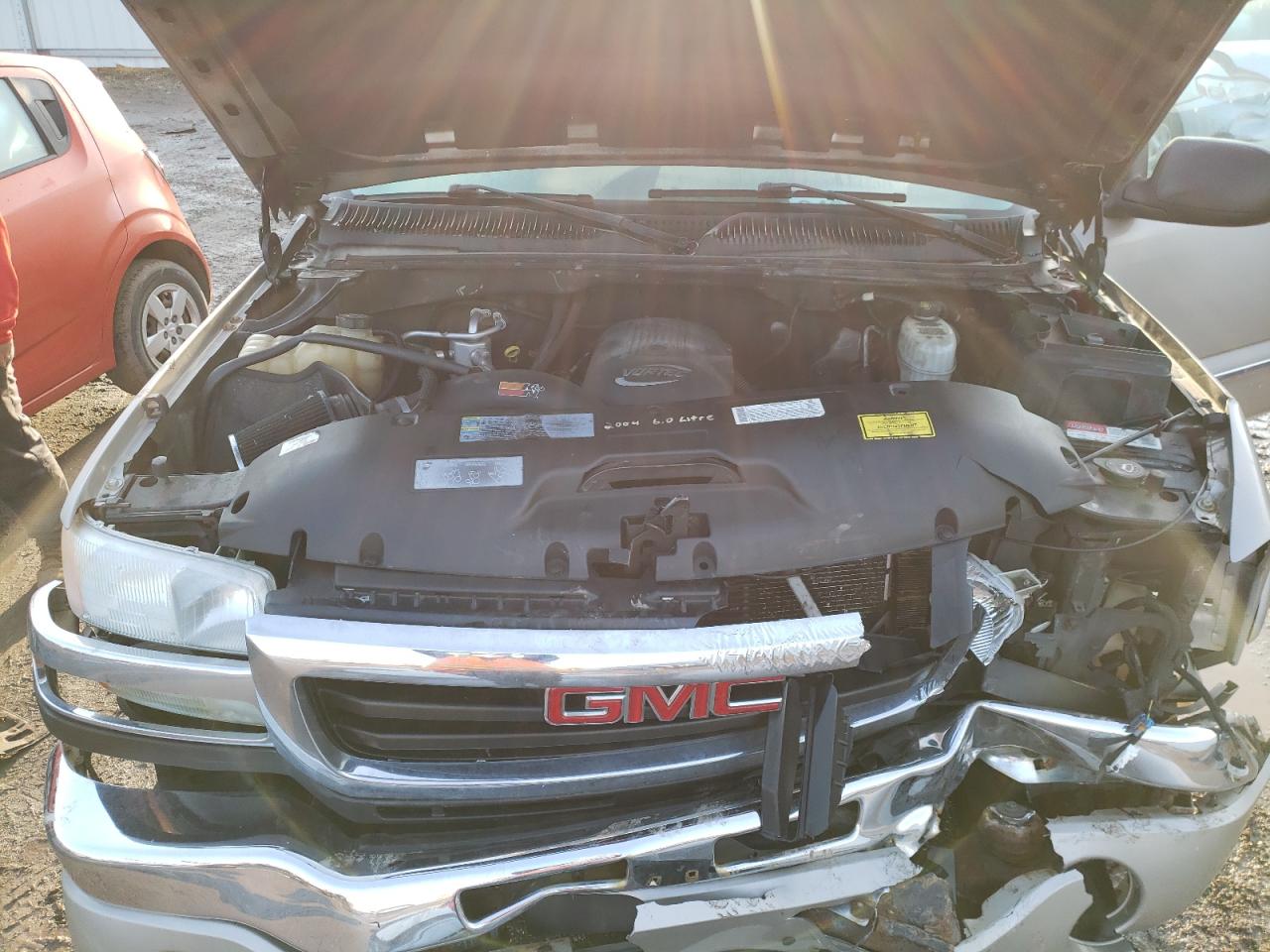 Photo 7 from auction – 2004 GMC SIERRA K25 with VIN 1GTHK29U34E371676