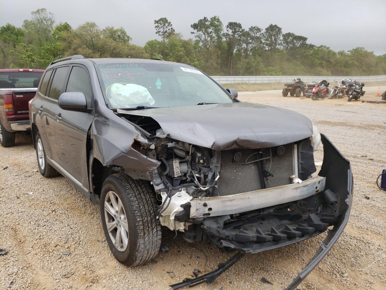 TOYOTA HIGHLANDER 2012 with VIN 5TDZK3EH8CS066198 - Photo from auction