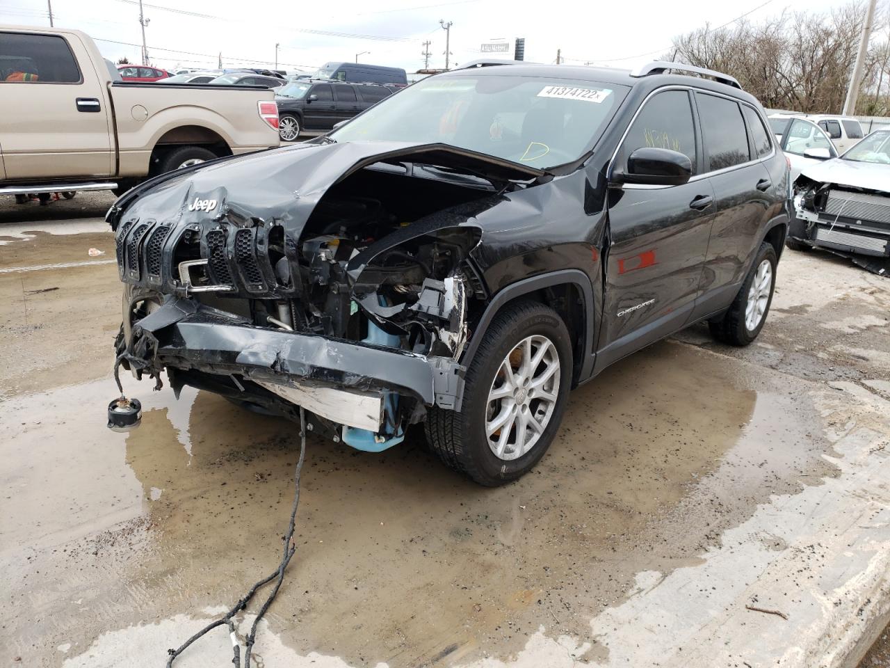 Photo 2 from auction – 2017 JEEP CHEROKEE L with VIN 1C4PJLCB5HW586388
