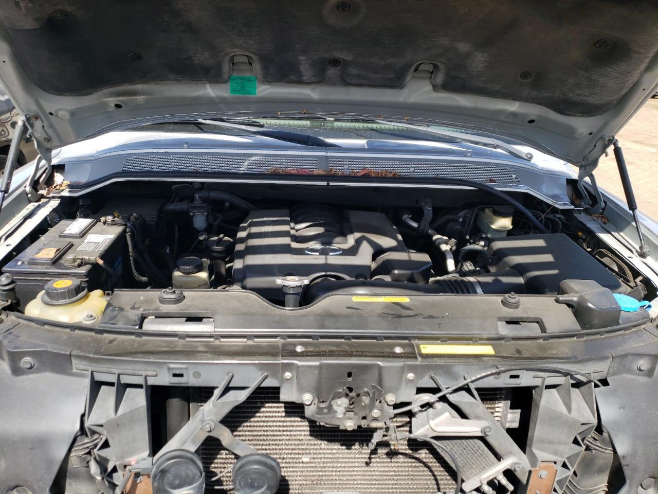 Photo 7 from auction – 2004 INFINITI QX56 with VIN 5N3AA08C04N810773