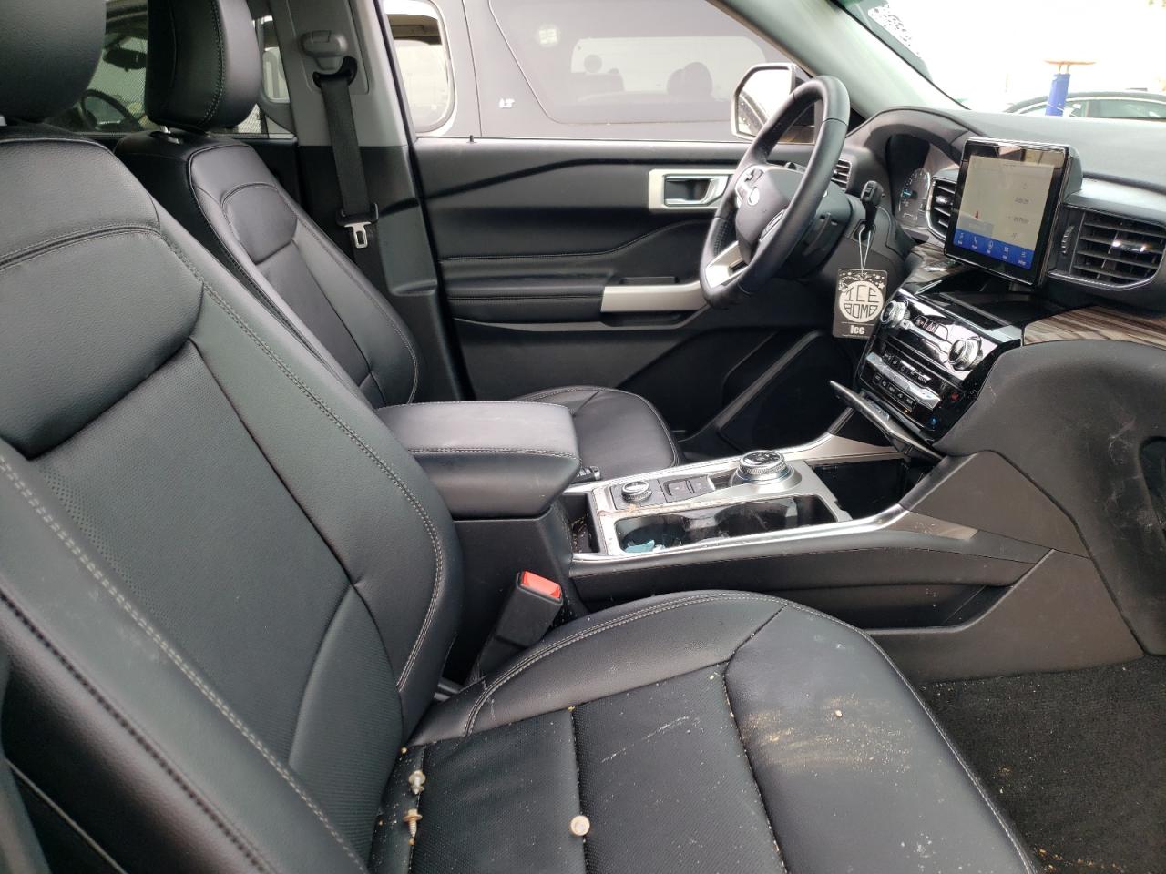 Photo 5 from auction – 2021 FORD EXPLORER L with VIN 1FM5K8FW0MNA02149