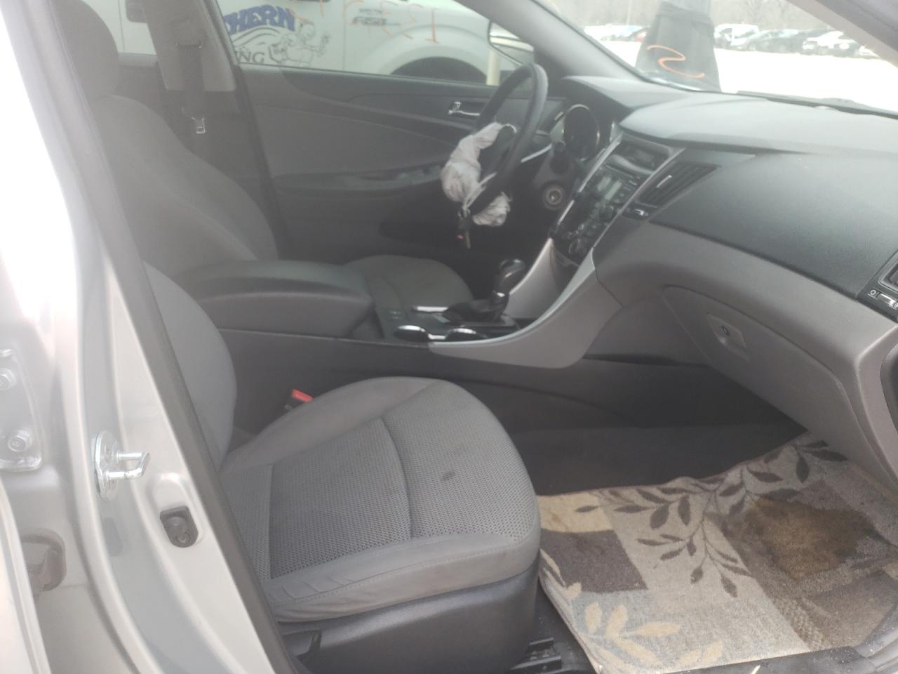 Photo 5 from auction – 2013 HYUNDAI SONATA GLS with VIN 5NPEB4AC1DH509622