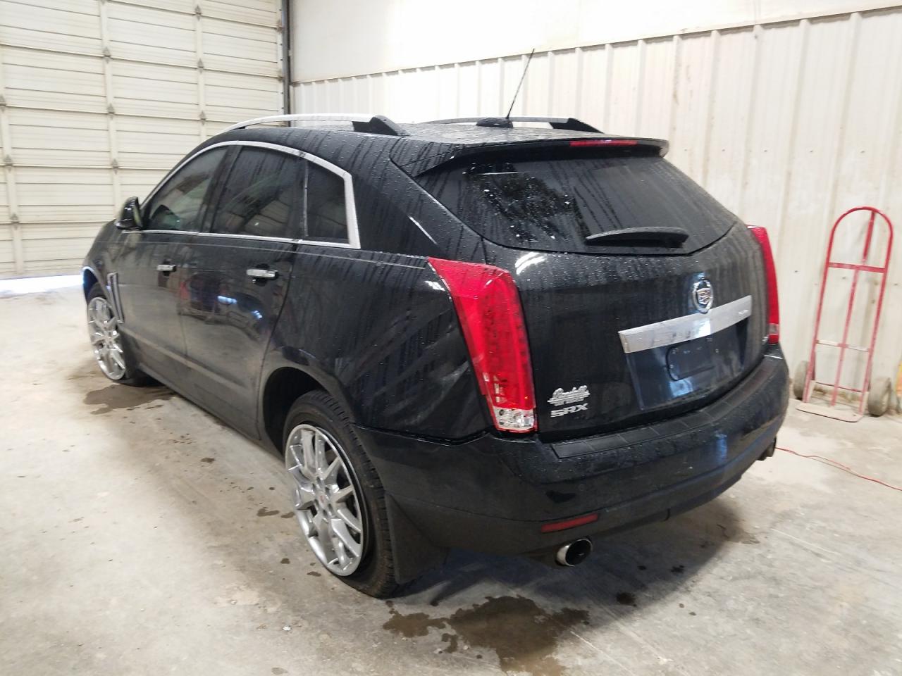 Photo 3 from auction – 2015 CADILLAC SRX PREMIU with VIN 3GYFNDE36FS520611
