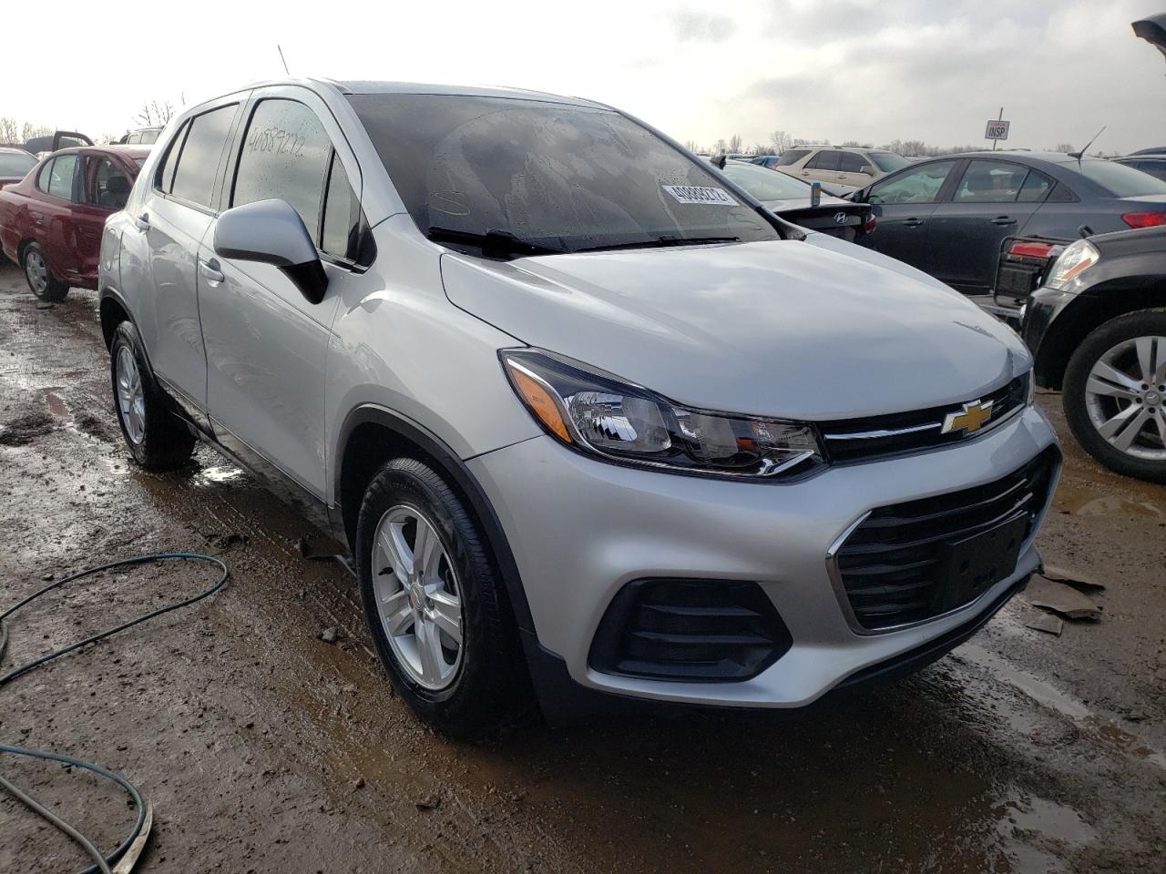 CHEVROLET TRAX LS 2020 with VIN 3GNCJKSB1LL116181 - Photo from auction