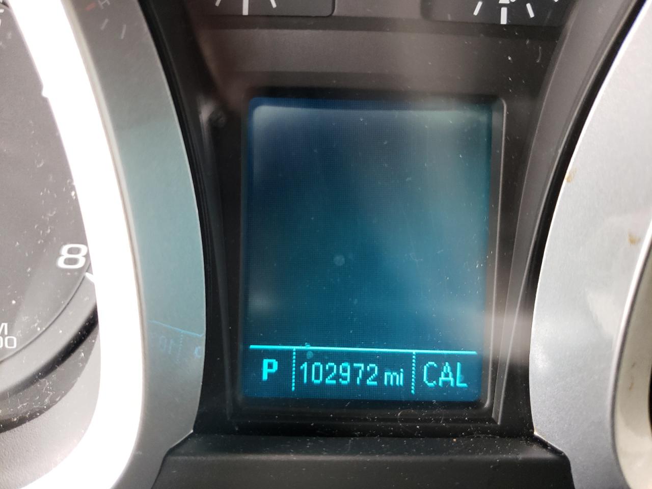 Photo 8 from auction – 2017 CHEVROLET EQUINOX LT with VIN 2GNFLFEK8H6311393