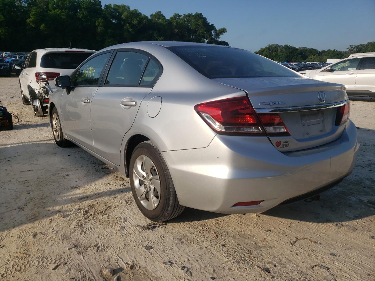 Photo 3 from auction – 2015 HONDA CIVIC LX with VIN 19XFB2F53FE110415