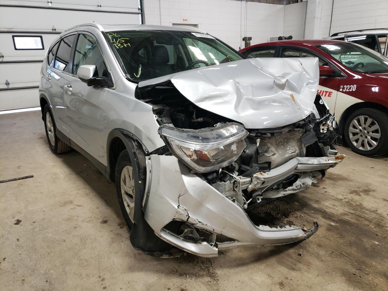 HONDA CR-V 2016 con VIN 5J6RM4H71GL135205 - Foto de la subasta