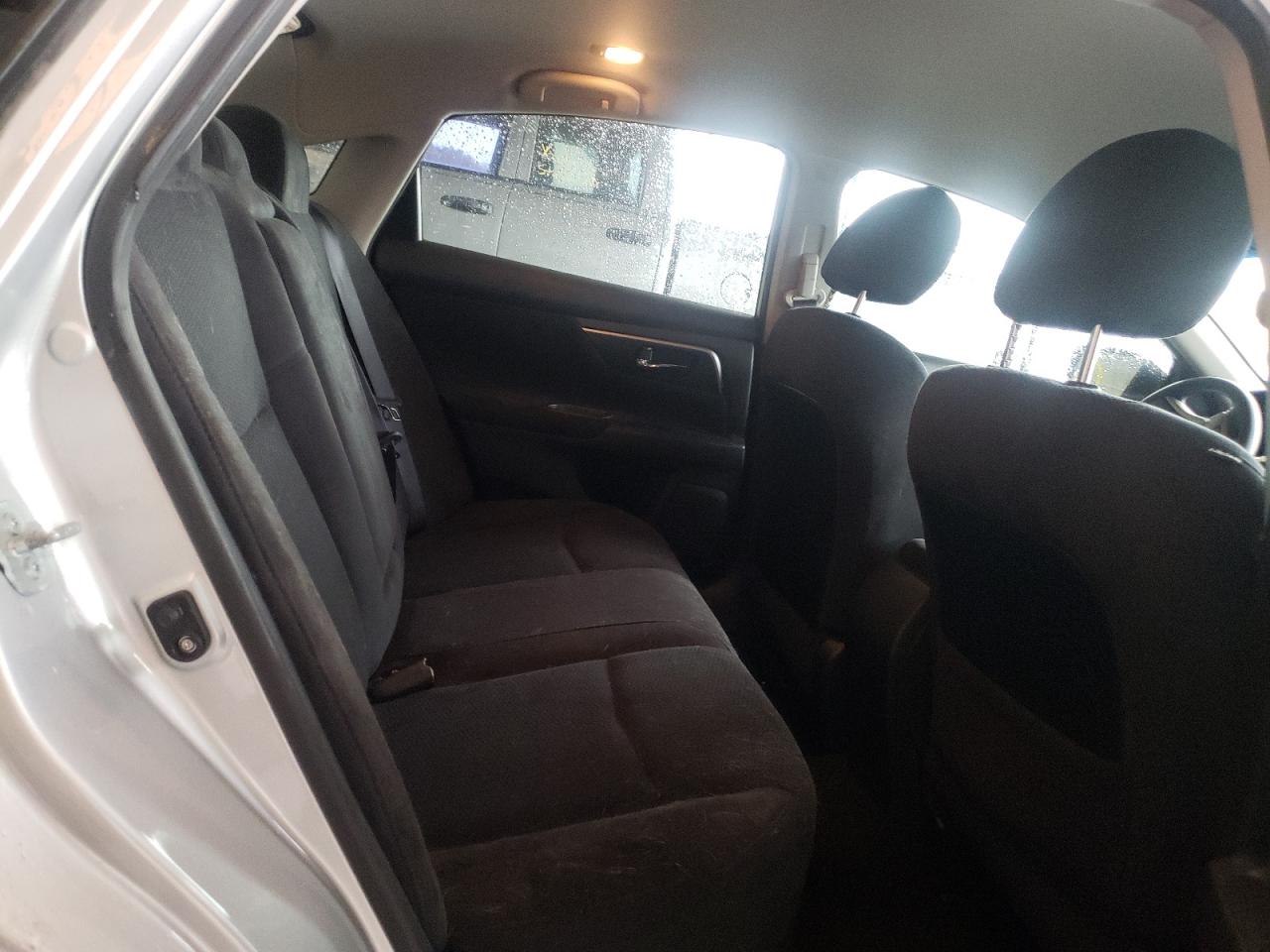 Photo 6 from auction – 2015 NISSAN ALTIMA 2.5 with VIN 1N4AL3AP8FN305918