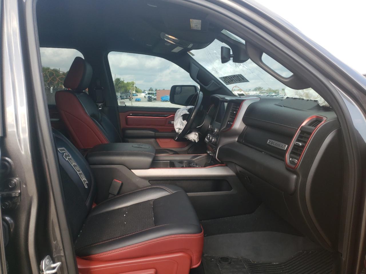 Photo 5 from auction – 2019 RAM 1500 REBEL with VIN 1C6RRELT0KN526786