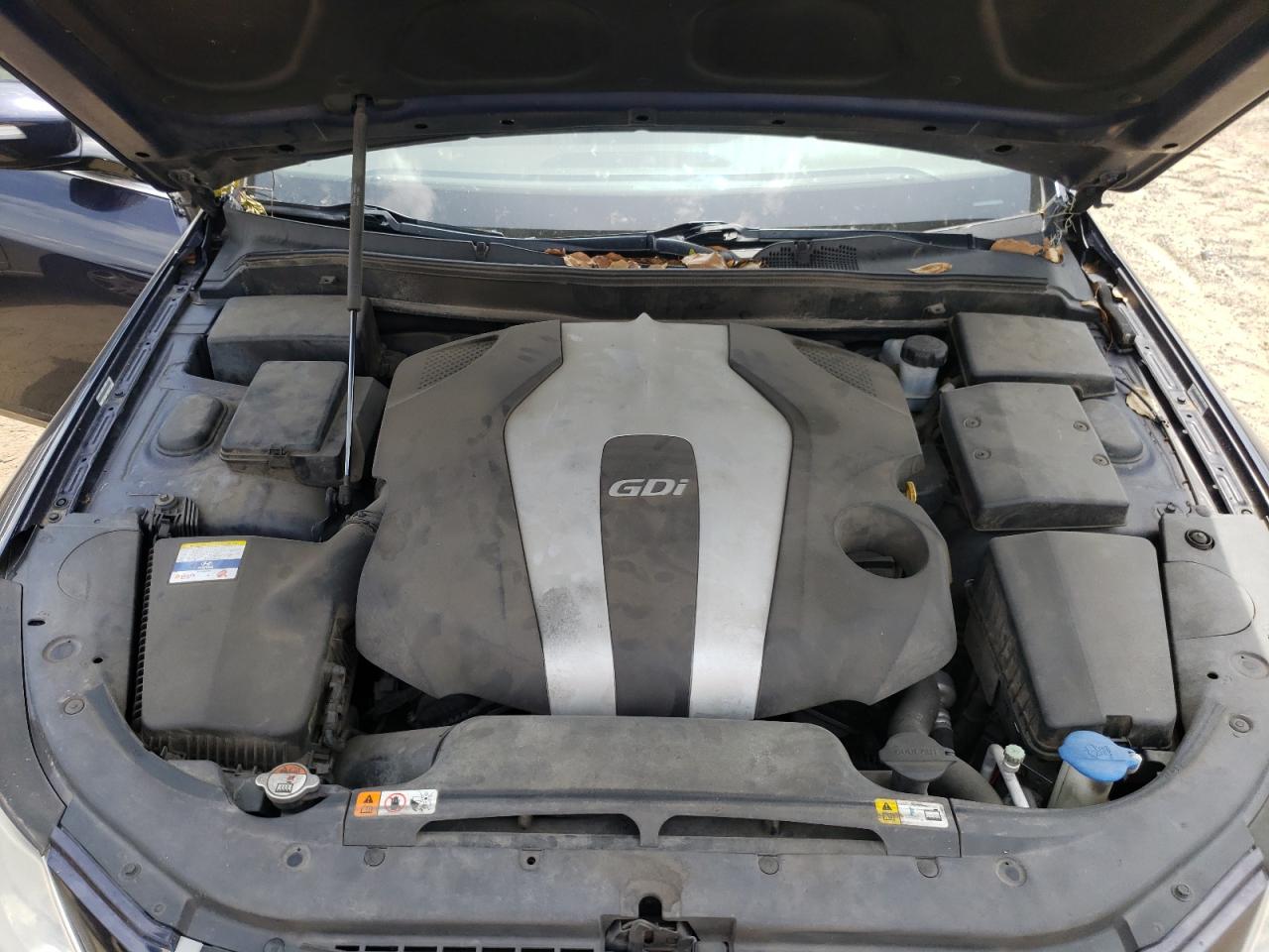Photo 7 from auction – 2012 HYUNDAI GENESIS 3. with VIN KMHGC4DD4CU152575