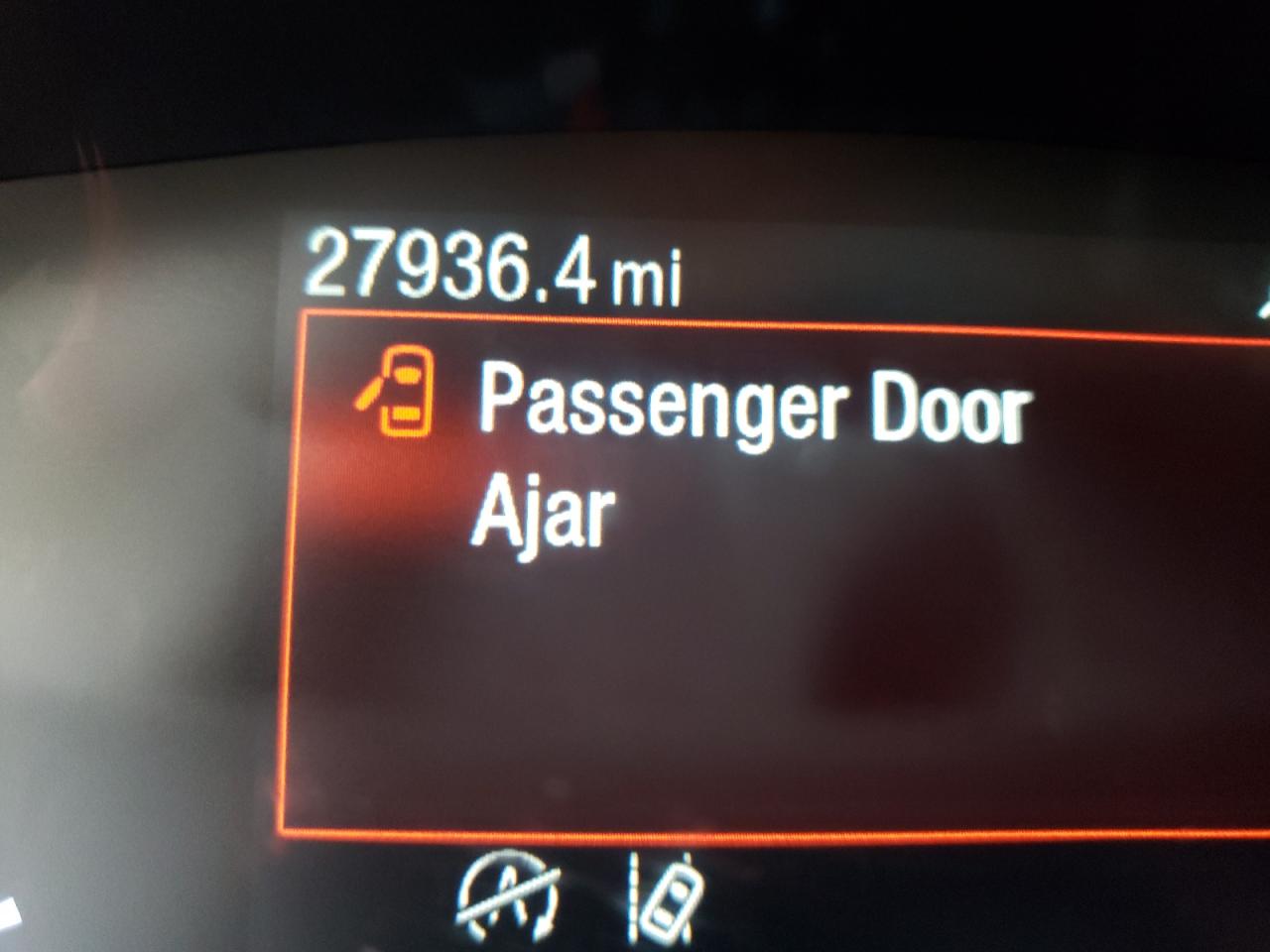 Photo 8 from auction – 2020 FORD ESCAPE SEL with VIN 1FMCU9H92LUA63621