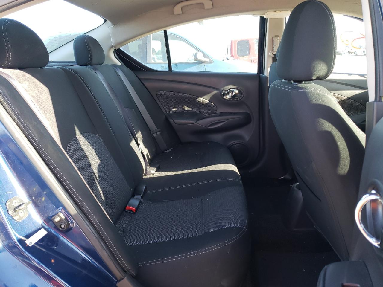 Photo 6 from auction – 2019 NISSAN VERSA S with VIN 3N1CN7AP1KL852014