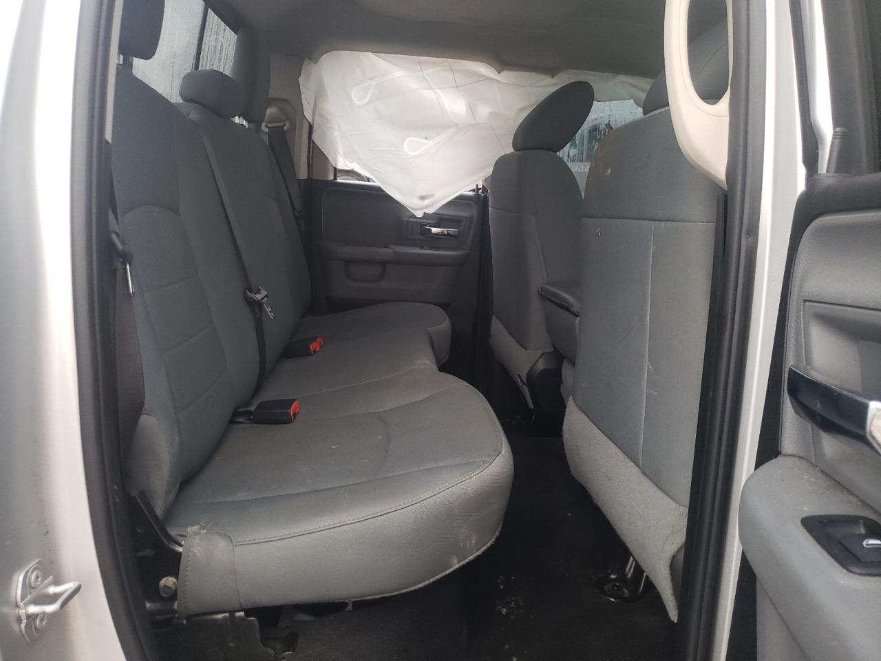 Photo 6 from auction – 2018 RAM 1500 SLT with VIN 1C6RR6GG8JS303883