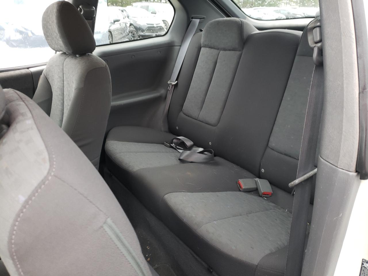Photo 6 from auction – 2004 HYUNDAI ACCENT GL with VIN KMHCG35C84U293945