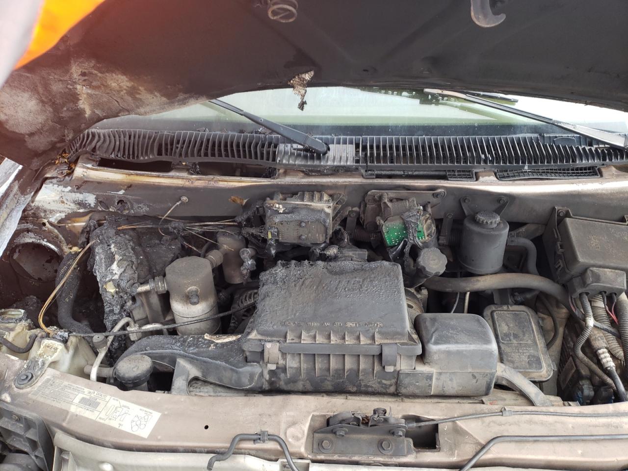 Photo 7 from auction – 2000 CHEVROLET ASTRO with VIN 1GNDM19W9YB172506