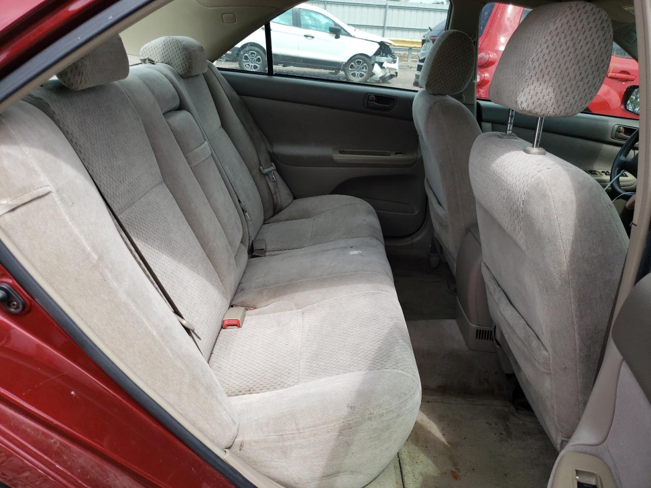 Photo 6 from auction – 2003 TOYOTA CAMRY LE with VIN 4T1BF30K33U057568