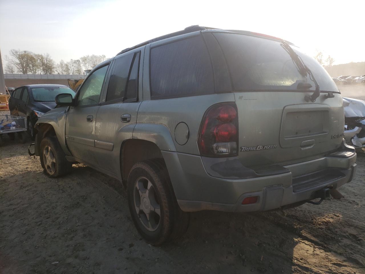 Photo 3 from auction – 2004 CHEVROLET TRAILBLAZE with VIN 1GNDS13S942146414
