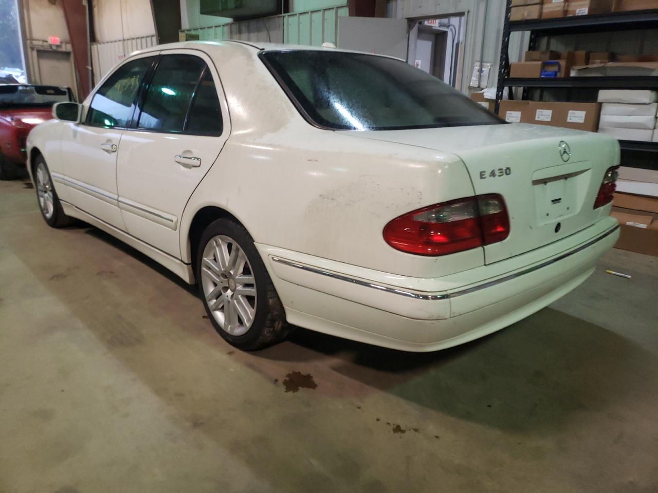 Photo 3 from auction – 2002 MERCEDES-BENZ E 430 with VIN WDBJF70J62B439830