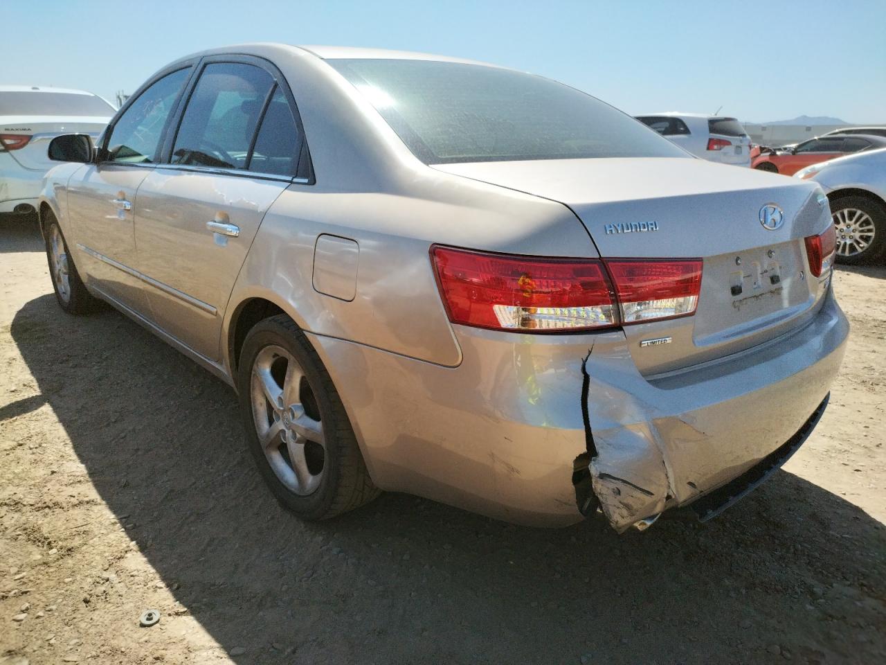 Photo 3 from auction – 2007 HYUNDAI SONATA SE with VIN 5NPEU46F57H193398