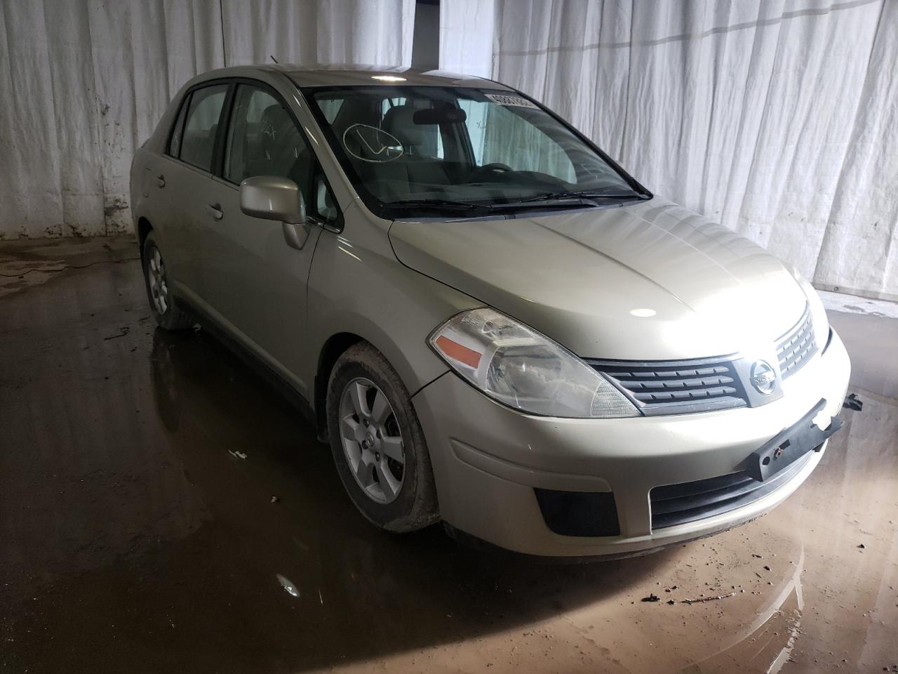 NISSAN VERSA S 2007 with VIN 3N1BC11E37L414759 - Photo from auction