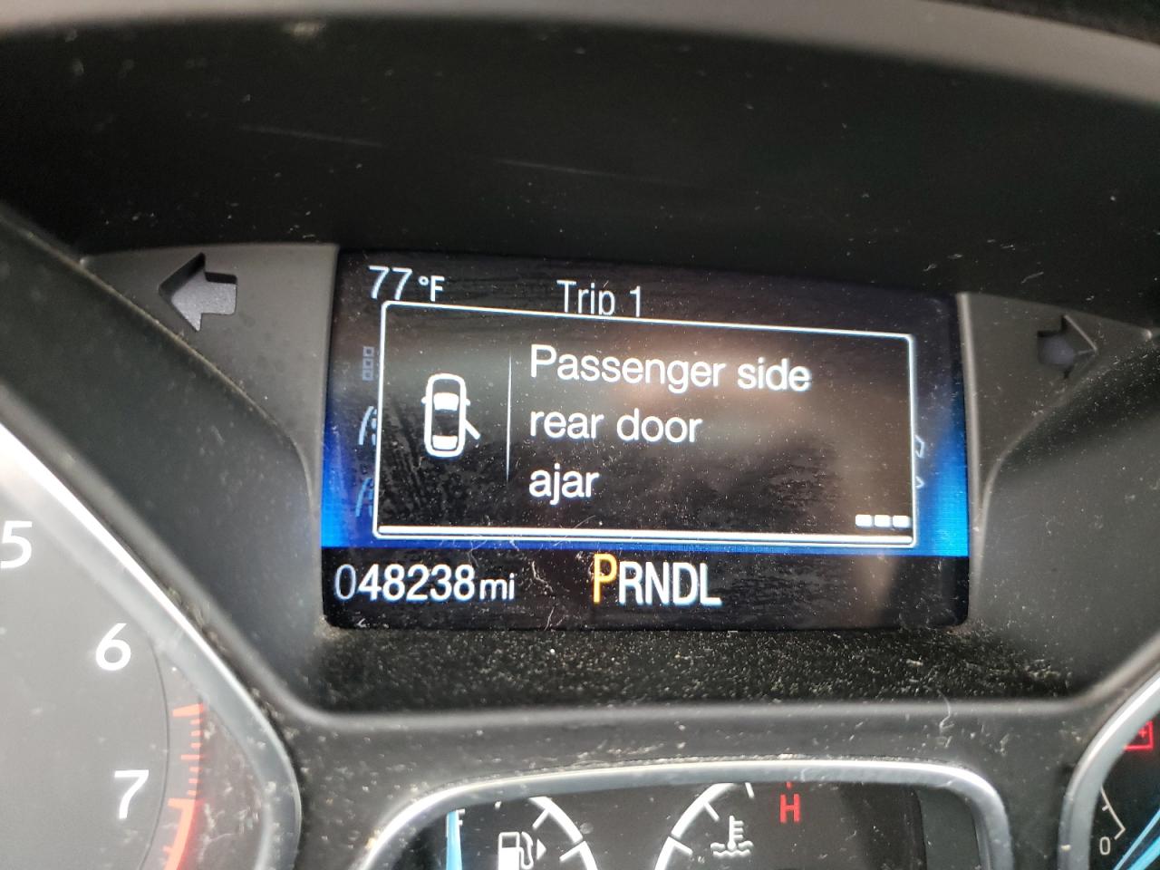 Photo 8 from auction – 2015 FORD FOCUS SE with VIN 1FADP3K2XFL381673
