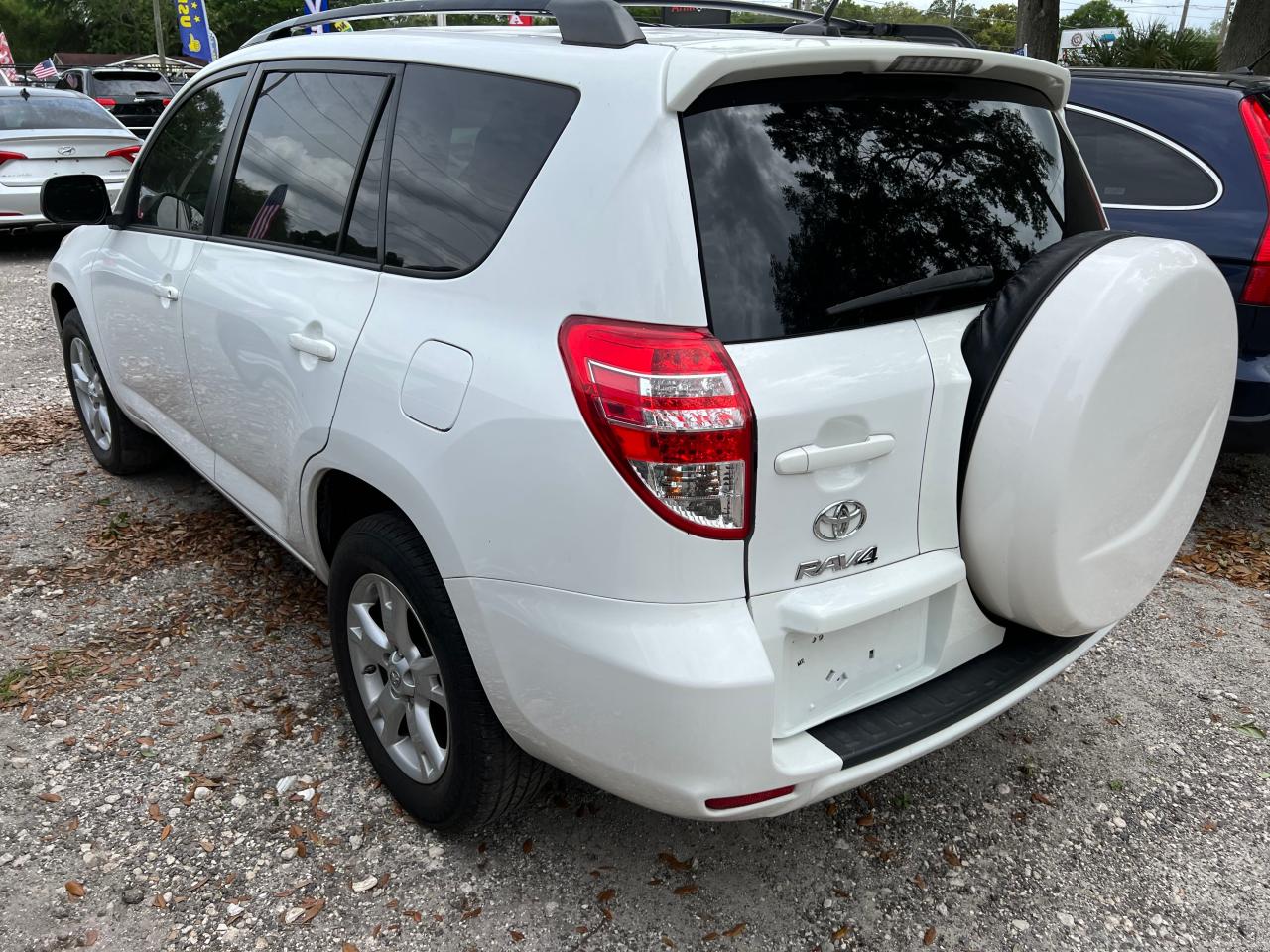 Photo 3 from auction – 2012 TOYOTA RAV4 with VIN 2T3ZF4DV5CW145649