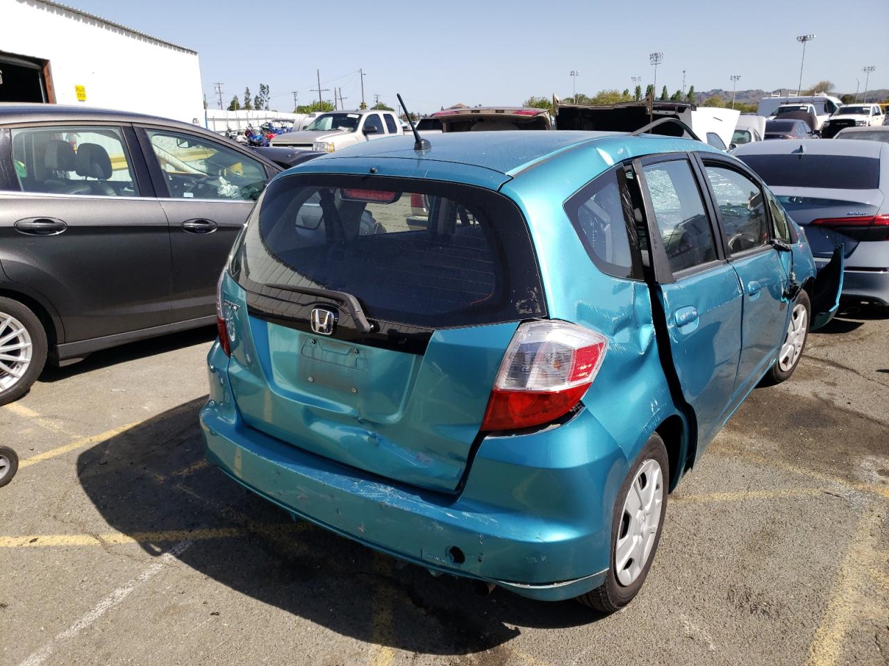 Photo 4 from auction – 2013 HONDA FIT with VIN JHMGE8G35DC043525