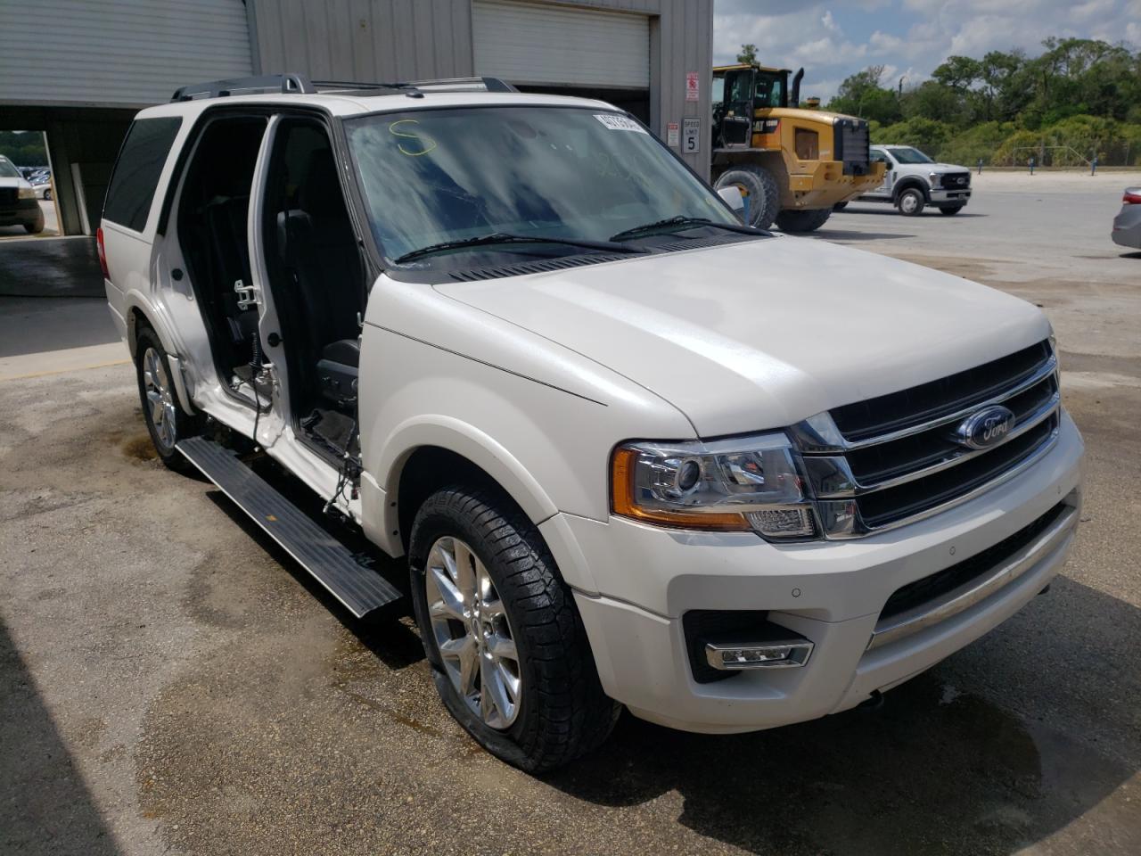 Photo 14 from auction – 2015 FORD EXPEDITION with VIN 1FMJU2AT1FEF33253