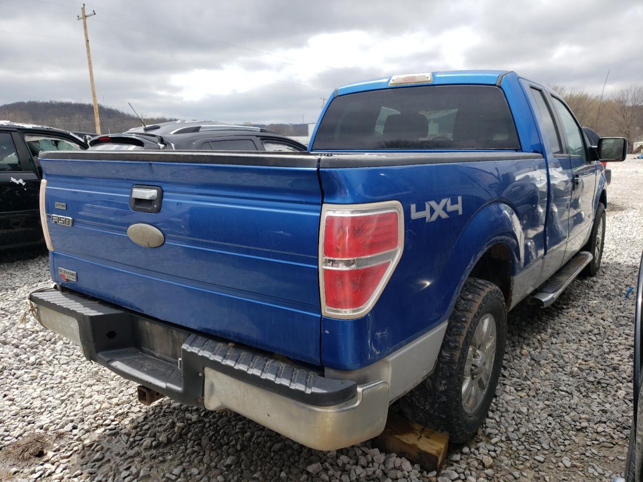Photo 4 from auction – 2011 FORD F150 SUPER with VIN 1FTFX1ET1BFB91572