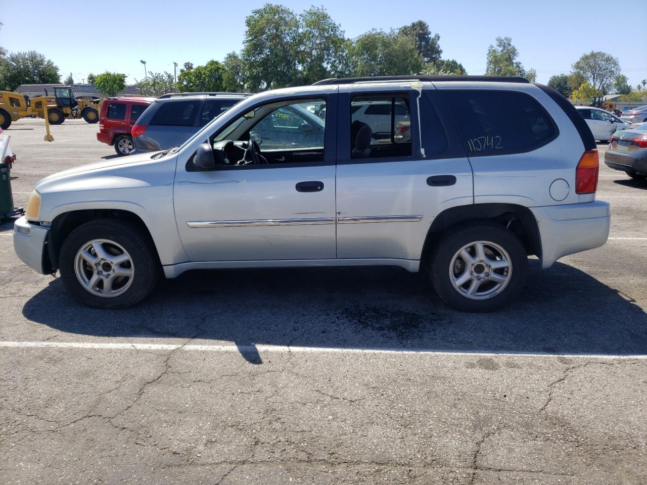 Photo 9 from auction – 2007 GMC ENVOY with VIN 1GKDS13S372100739