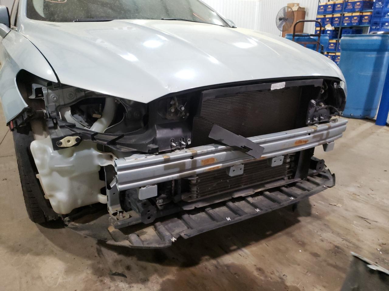 Photo 9 from auction – 2014 FORD FUSION SE with VIN 3FA6P0LU3ER155028
