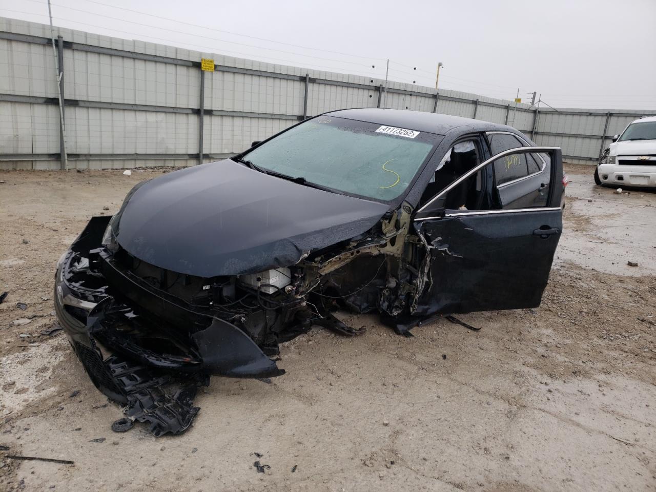 Photo 2 from auction – 2016 TOYOTA CAMRY LE with VIN 4T1BF1FK6GU236060