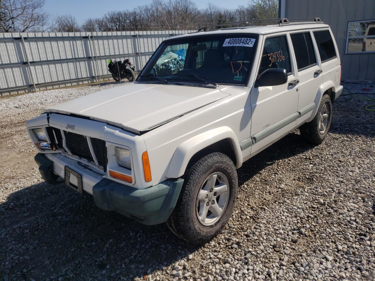 Photo 2 from auction – 2000 JEEP CHEROKEE S with VIN 1J4FF48S1YL260708