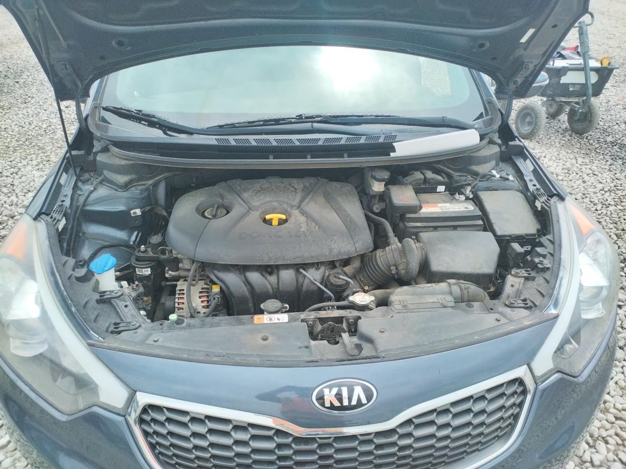 Photo 7 from auction – 2016 KIA FORTE LX with VIN KNAFX4A64G5512614