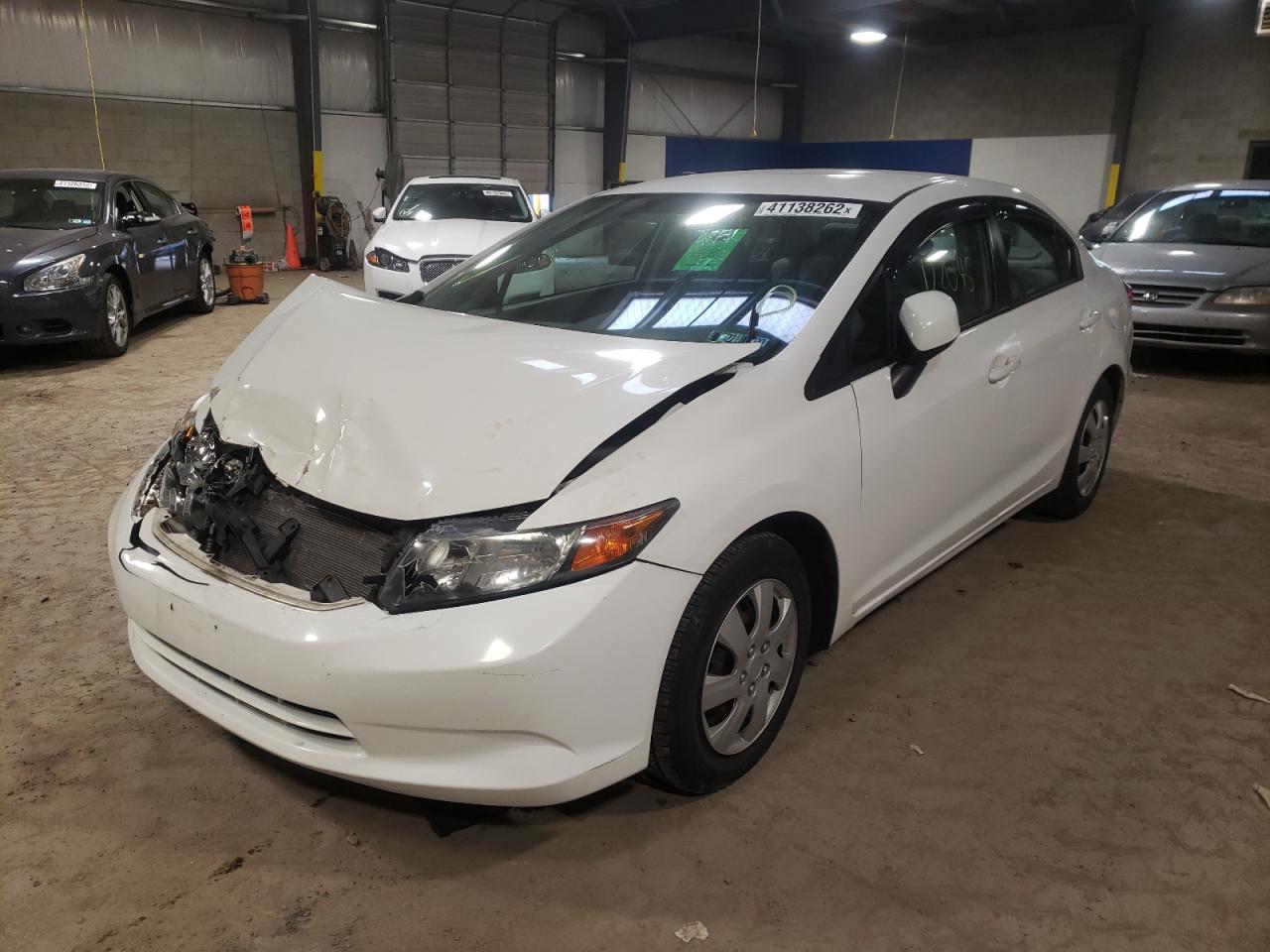 Photo 2 from auction – 2012 HONDA CIVIC LX with VIN 19XFB2F59CE316351