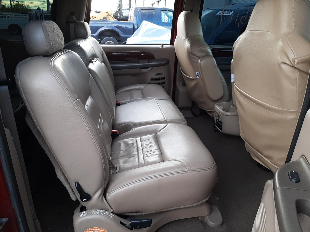 Photo 6 from auction – 2001 FORD EXCURSION with VIN 1FMNU42F21EC36913
