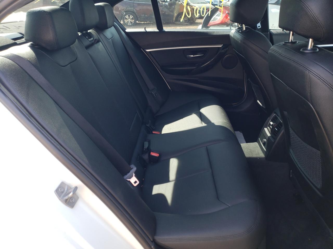 Photo 6 from auction – 2016 BMW 328 XI SUL with VIN WBA8E3G57GNT77989