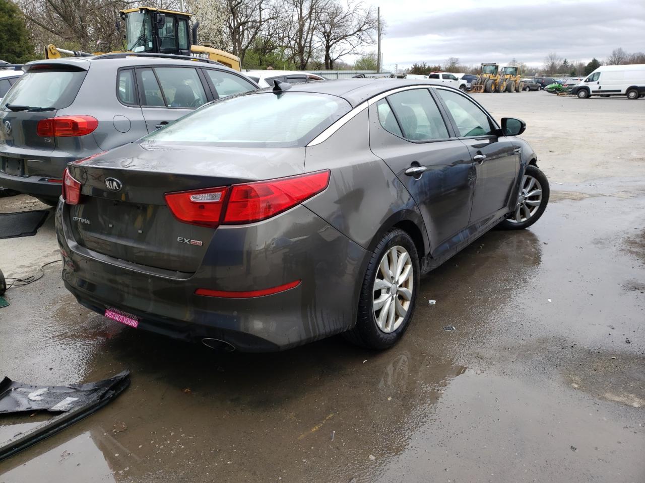 Photo 4 from auction – 2015 KIA OPTIMA EX with VIN 5XXGN4A77FG360943